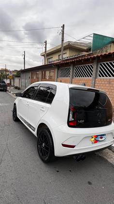 VOLKSWAGEN UP 1.0 170 TSI TOTAL FLEX CONNECT 4P MANUAL